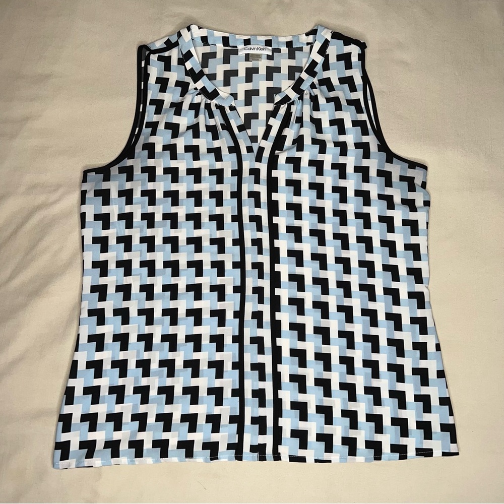 ✨Worn Once✨ Calvin Klein Geometric Blouse
